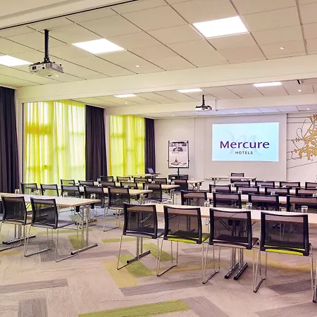 Mercure Paris Sud Les Ulis-courtaboeuf 4*
