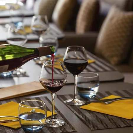 Mercure Paris Sud Les Ulis-courtaboeuf 4*