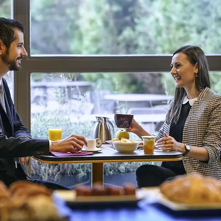 Mercure Paris Sud Les Ulis-courtaboeuf Hotell Les Ulis