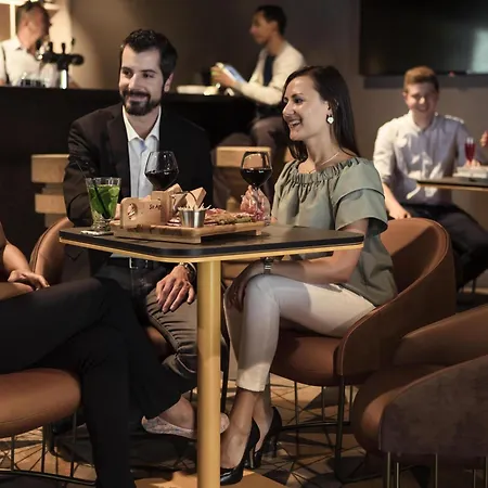 Mercure Paris Sud Les Ulis-courtaboeuf Les Ulis