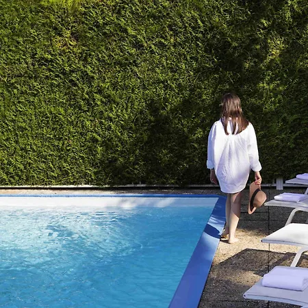 Mercure Paris Sud Les Ulis-courtaboeuf 4*
