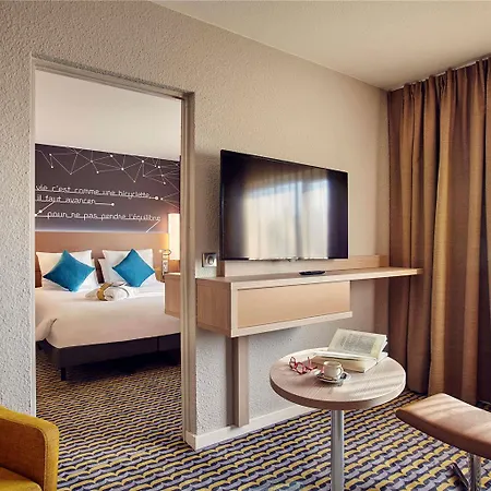 Szálloda Mercure Paris Sud Les Ulis-courtaboeuf 4*