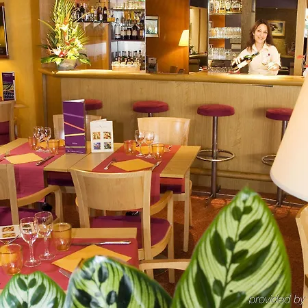 Mercure Paris Sud Les Ulis-courtaboeuf Отель
