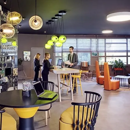 巴黎南雷祖里科塔布夫美居酒店 4*