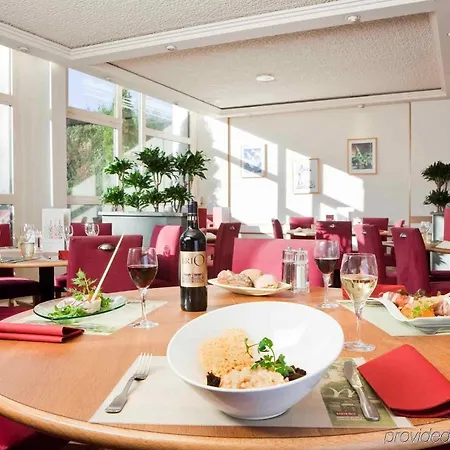 Mercure Paris Sud Les Ulis-courtaboeuf 4*