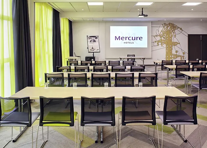 Hotel Mercure Paris Sud Les Ulis-courtaboeuf 4*