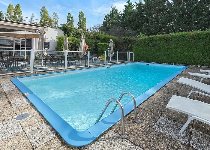 Mercure Paris Sud Les Ulis-courtaboeuf 4*