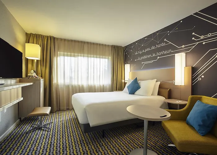Mercure Paris Sud Les Ulis-courtaboeuf Hotel 4*